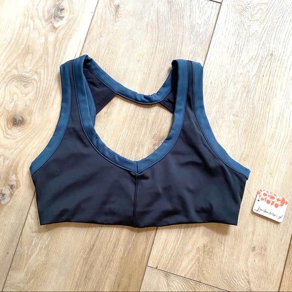 NWT Rebel Bra BY FP MOVEMENT BY FREE PEOPLE Navy Black Cutout Style Navy Black M - Picture 5 of 15